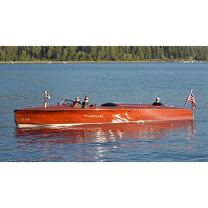 Hacker Craft Evangeline Special 33 Foot Runabout 1924 Bateau à moteur en bois classique construit sur mesure pour le sport et les loisirs - Product Image 2