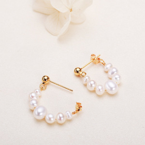 Pendientes de Perlas de Agua Dulce Hechos a Mano, Suministro Directo del Fabricante, Elegantes y Sencillos para Niña - Product Image 1