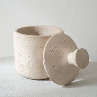 Boîte de rangement décorative en marbre travertin avec couvercle, pot en pierre beige pour la maison, la cuisine, le bureau, récipient de rangement élégant, design moderne