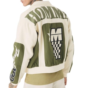 Chaqueta Varsity Personalizada 100% Lana para Hombre, Estilo Urbano, con Bordado Chenille de Alta Calidad, Chaqueta Corta de Carreras - Product Image 2