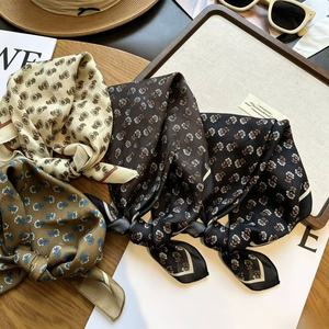 Foulard en coton et lin 58x58cm, imprimé floral vintage à pois, décoratif, bandana pour cheveux, foulard carré, vente en gros - Product Image 4