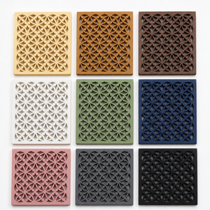 Ensemble de dessous-de-verre carrés en résine jaune faits à la main, élégants, brillants, personnalisables, tapis de table décoratifs pour la cuisine et la salle à manger - Product Image 2