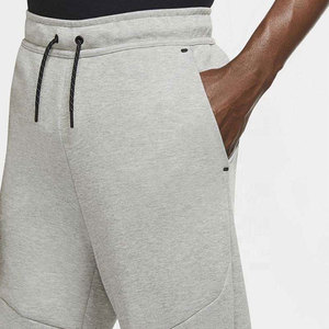Conjunto Deportivo de Felpa Técnica para Hombre, Sudadera con Capucha y Pantalones Ajustados para Fútbol, Conjunto Deportivo de Felpa Técnica Personalizado para Hombre - Product Image 6
