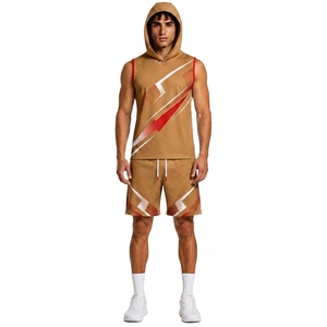 Ensemble d'entraînement d'équipe Elite Custom 7 sur 7 : Maillot de sport sans manches à capuche et short de performance athlétique - Product Image 1