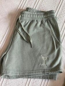 Ensemble sweat à capuche zippé et short brodés pour la mariée et ses demoiselles d'honneur – Tenue de mariage personnalisée - Product Image 3