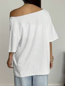 Camiseta de Terciopelo con Estampado Digital STELLAR para Mujer, Cuello Redondo, Manga Corta, Corte Holgado, Estilo Casual Moderno de Verano, Color Sólido - Product Image 2