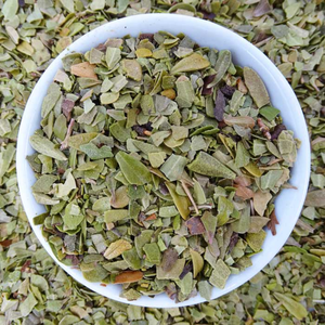Feuilles d'Uva Ursi Premium |   Feuille de Busserole |   Feuilles d'Arctostaphylos Uva-ursi brutes, naturelles, séchées au soleil |   Marque CareQue |   Aspirateur - Product Image 1