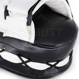 High Quality <b>Leather</b> Focus Pads for Boxing Training Moisture Wicking Soft <b>Cushion</b> Long Lasting Support Hook Loop Closure 2026 - Product Image 4