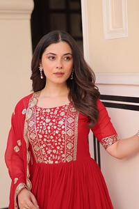 Colecciones de Salwar Kameez de estilo indio-pakistaní, tradicionales, de tela de georgette sintética, para bodas, para mujeres, con bordados. - Product Image 5