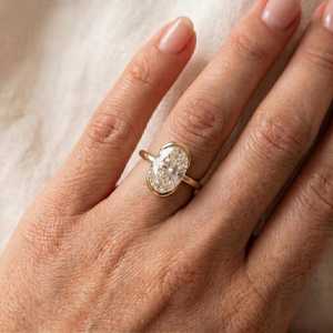แหวนเพชรทรงรี 3.00 กะรัต แบบยูนิเซ็กซ์ ทองคำแท้ 14K เพชรเพาะเลี้ยงในห้องปฏิบัติการ ของขวัญเซอร์ไพรส์สำหรับงานแต่งงาน ของขวัญสำหรับแฟนสาว - Product Image 2