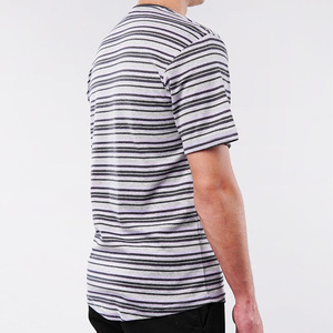 T-shirt Homme Tendance Col Rond Coupe Ample Coton Doux Rayures Horizontales Décontracté Streetwear Été Vente en Gros Fournisseur - Product Image 3