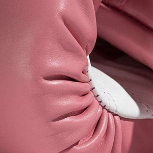 ถุงมือชกมวยฟลายคุณภาพสูงสุด ขายดีที่สุด ดีไซน์ล่าสุด แบบผูกเชือก  โลโก้สั่งทำได้ ของใหม่ สีชมพูอ่อน - Product Image 4