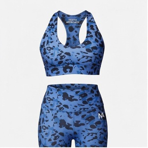 Ensemble de yoga 2 pièces North Approach, imprimé camouflage, haut court dos nageur et short taille haute, anti-transpiration et respirant, vêtements de sport - Product Image 1