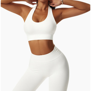 สปอร์ตบราคุณภาพดีเยี่ยม รุ่น Charcoal Flex ดีไซน์ไขว้หลัง ระบายอากาศได้ดี ยืดหยุ่นสูง เหมาะสำหรับออกกำลังกายและเล่นกีฬาสำหรับผู้หญิง - Product Image 5