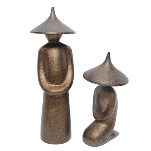 Statue de moine priant en pierre faite à la main, design minimaliste japonais, pour la décoration de la maison - Product Image 1