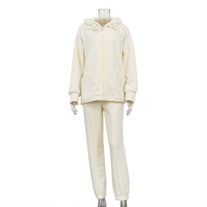 ชุดเซ็ตเสื้อฮู้ดและกางเกงจ็อกเกอร์ผ้าฝ้าย 100% สำหรับผู้หญิง สไตล์ลำลอง สตรีทแวร์ ออกกำลังกาย ใส่สบาย - Product Image 1