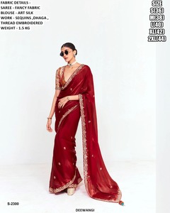 Sari Negro Meher Bordado con Blusa - Traje Tradicional para Fiestas, Sin Arrugas y que Absorbe la Humedad - Product Image 3