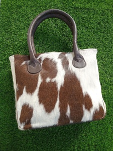 Sac fourre-tout de luxe en cuir véritable avec poils, de haute qualité, pour femme, taille standard, sac à bandoulière avec fermeture éclair LTB-0420 - Product Image 4