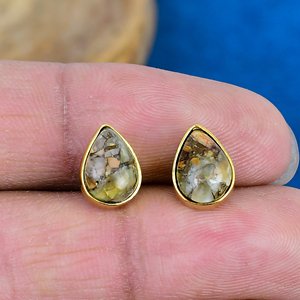 Boucles d'oreilles clous en pierre précieuse œil de chat jaune naturel en forme de poire, plaqué or 18 carats sur argent sterling 925 - Product Image 1