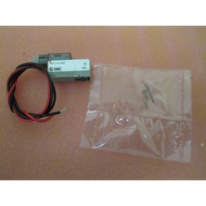 Válvula Solenoide Neumática SMC SY114-6MZ con dos entradas - Equipo y Piezas de Semiconductores de Confianza de Tradicción Global - Product Image 2