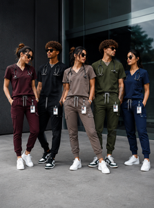 Conjunto de Uniforme Médico Premium Estilo Urbano, Ropa de Trabajo para Hospital, Blusa con Cuello en V y Pantalones Jogger, Tejido de Poliéster/Algodón - Product Image 5