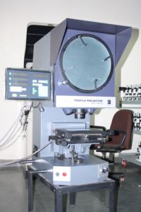 Proyector de perfil Vertical, con D.R.O. Equipo electrónico de prueba, proyector de perfiles digitales, máquina de medición óptica - Product Image 3