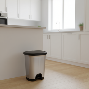 Cubo de Basura con Pedal CUBO de 27L, Plateado, con Tapa Abatible Negra, de Plástico, Estilo Moderno - Product Image 2