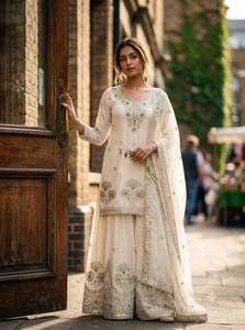 Elegante Conjunto Sharara de Satén de Seda Crema con Dupatta Bordada, Largo hasta el Suelo, para Bodas y Fiestas Tradicionales, para Mujeres de India y Pakistán - Product Image 2