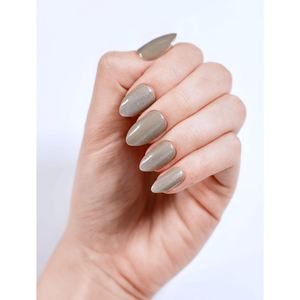 Faux ongles à presser Gunmetal Almond, taille moyenne, en ABS, avec estampage métallique noir et or, perles 3D, design personnalisé, vente en gros - Product Image 1
