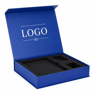 Cajas de Regalo de Papel Reciclable EcoRev ECO21 Personalizadas, con Tapa Magnética Abatible, Esponja, Cartón Rígido, Recubrimiento UV y Grabado en Relieve - Product Image 1