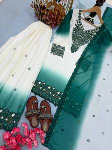 Conjunto de Traje Étnico de Invierno, Diseño Premium con Bordado Floral Elegante, Kurta y Pantalón Palazzo de Georgette en Dos Tonos - Product Image 4