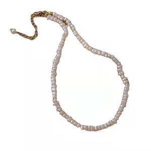 สร้อยคอสไตล์วินเทจแบบฝรั่งเศส บาร็อค ดีไซน์ไม่สมมาตร ประดับมุกน้ำจืดและเพทาย สไตล์ยุโรป-อเมริกัน สร้อยคล้องเสื้อแบบมุก - Product Image 5