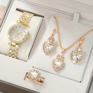 Montre à quartz élégante pour femme avec strass, cadran rond analogique et bracelet, ensemble de 4 bijoux NW1415 - Product Image 5