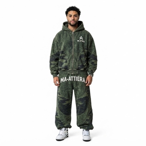 Conjunto de Sudadera con Capucha y Pantalones Deportivos de Camuflaje Verde para Hombre, Corte Holgado, Estilo Urbano, Personalizable OEM ODM, Venta al Por Mayor - Product Image 1