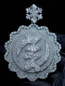 Pendentif personnalisé en argent 925 avec moissanite, plaqué rhodium, taille ronde et baguette, bijou pour le quotidien - Product Image 1