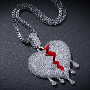 Pendentif Cœur en Argent Sterling 925 de Luxe avec Diamant VVS, Personnalisé pour Hommes et Femmes, Style Hip Hop, Sertissage Moissanite, Gravure Incluse - Product Image 3