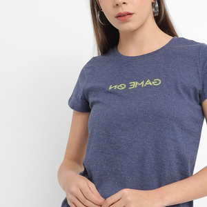 เสื้อยืดคอกลมแขนสั้นผู้หญิงคุณภาพสูง OEM พิมพ์ลายตามสั่ง ผ้าเจอร์ซีย์ถัก 100% ผ้าฝ้าย ระบายอากาศได้ดี ทรงปกติ - Product Image 5