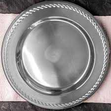 Assiettes rondes jetables argentées avec bord tressé pour la vaisselle de mariage et de fête - Product Image 5