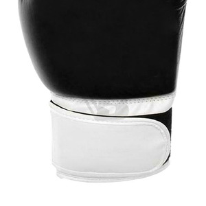 Guantes de Boxeo y Sanda Personalizados OEM de Primera Calidad con Cordones, Absorbentes de Humedad, de Cuero Vacuno Genuino, Color Negro - Product Image 3