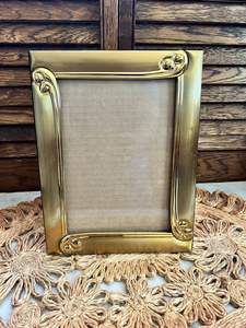 Cadre de mariage personnalisé en laiton – Cadre gravé avec nom sur mesure – Cadeau pour couple – Cadre photo en laiton – Cadeau de mariage – Style de luxe - Product Image 3