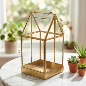 Portavelas de Vidrio en Forma de Cabaña Dorada, Decoración para el Hogar, DISEÑO ARTESANAL, Modelo B38 Hecho a Mano - Product Image 1