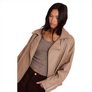 Blouson de moto en cuir pour femme le plus vendu, logo personnalisé, imperméable, respirant, coupe classique, service OEM, vente en gros directe usine - Product Image 1