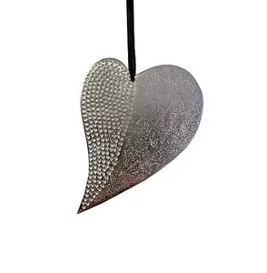 Luxury Metal Heart <b>Tree</b> <b>Ornament</b> for Seasonal Hospitality Decoration - Product Image 4