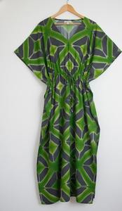 ชุดเดรสคาฟทันผ้าฝ้ายย้อมสีแบบโบโฮรักษ์โลกสำหรับผู้หญิง คอวี แขนกิโมโนสั้นทรงกว้าง ความยาวแม็กซี่ ระบายอากาศได้ดี ทรงหลวม - Product Image 5