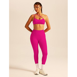 Ensemble de yoga texturé côtelé pour femme : Soutien-gorge de sport à col carré, Legging taille haute 7/8 avec poches latérales, effet froncé aux fesses, en Nylon Spandex - Product Image 5