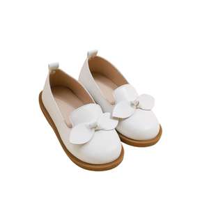 Chaussures en cuir pour enfants unisexes à bout rond avec boucle, en cuir véritable, fabrication en gros - Product Image 6