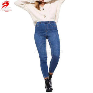 Jeans sur mesure taille basse, tendance et décontractés, avec un matériau doux et durable, et des options de design personnalisées. - Product Image 3