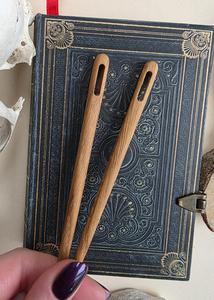 Nouvel Arrivage Aiguilles à Tricoter en Bois de Teck Polies, Artisanales, Écologiques et de Luxe, pour le Crochet et la Couture de Tissus en Laine - Product Image 5