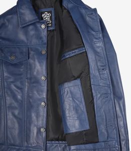 Veste en cuir véritable de mouton bleu, style trucker, avec une couleur bleu vif et des boutons classiques argentés. - Product Image 4
