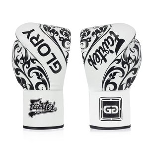 นวมชกมวย Fairtex Glory รุ่นพรีเมียม หนังแท้ สำหรับฝึกซ้อมและแข่งขัน น้ำหนักเบา สายรัดปรับได้ - Product Image 1